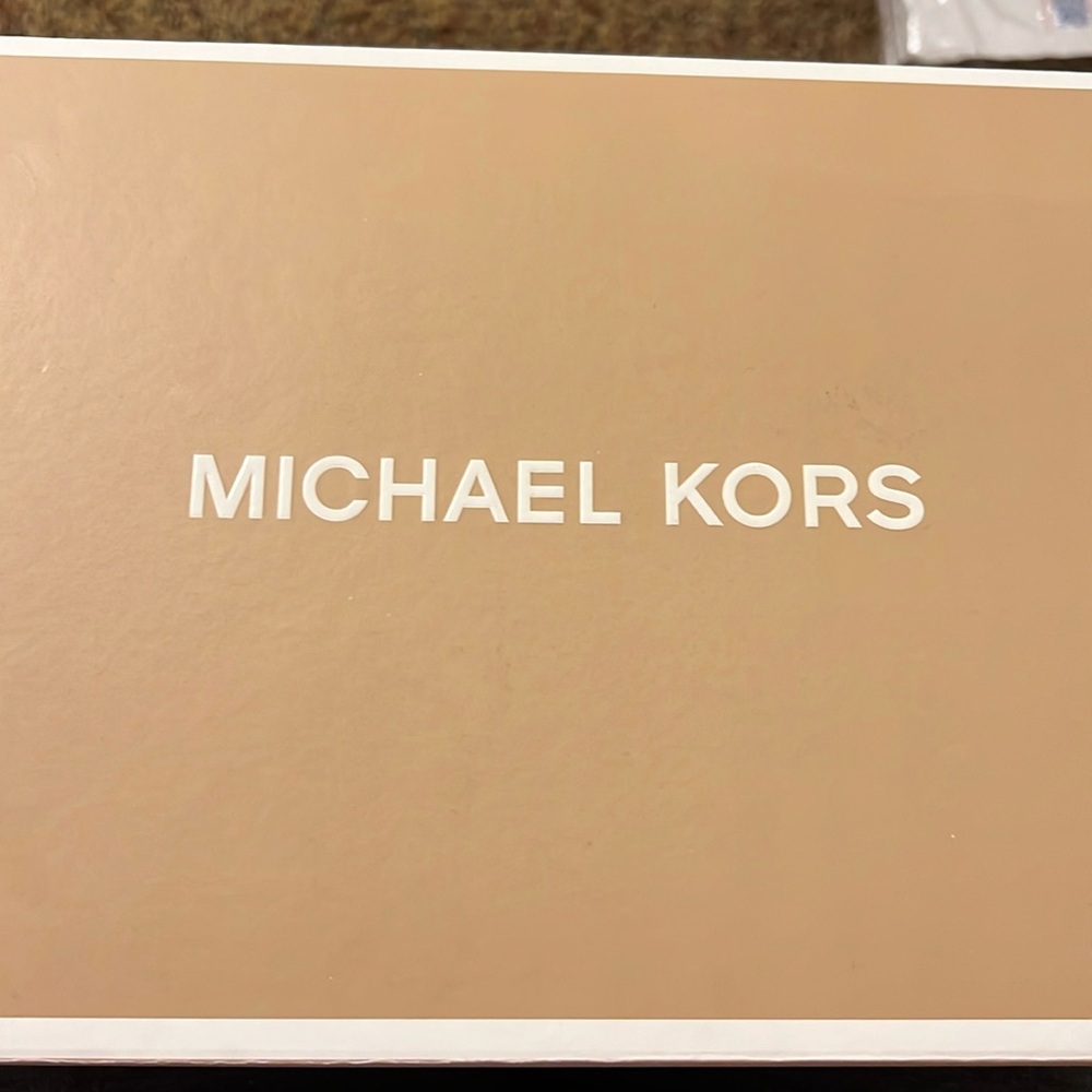 Michael Kors Jet Set Travel Medium logo Crossbody Bag